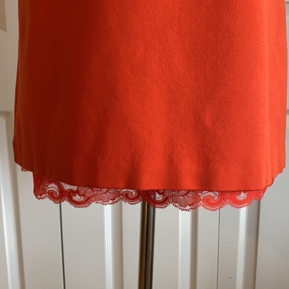 Trina Turk Orange Ruffle Shoulder Sheath Dress Size 2 - Picture 4 of 13